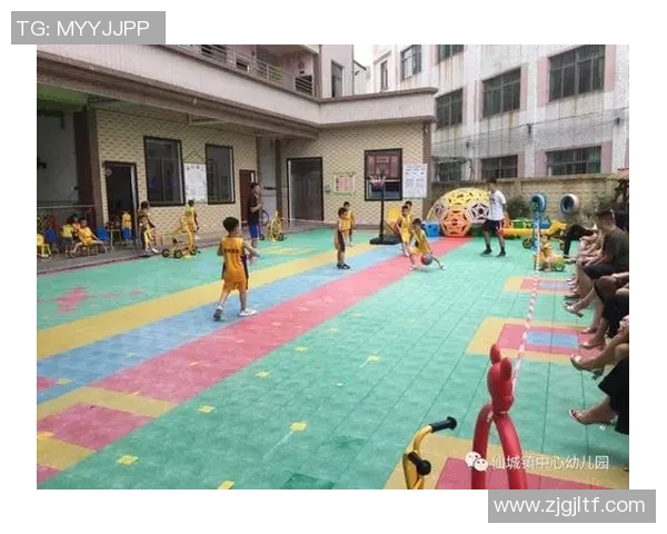 幼儿园户外篮球目标拍摄活动促进孩子们的运动兴趣与团队合作精神